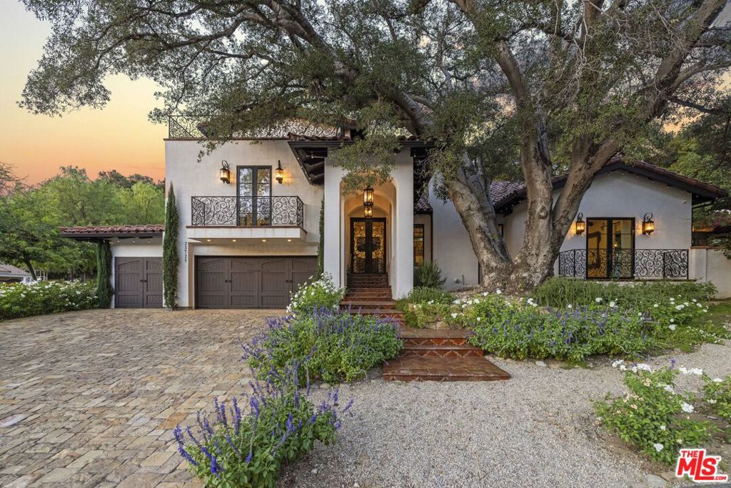 23725 La Salle Canyon Road Property Photo 2