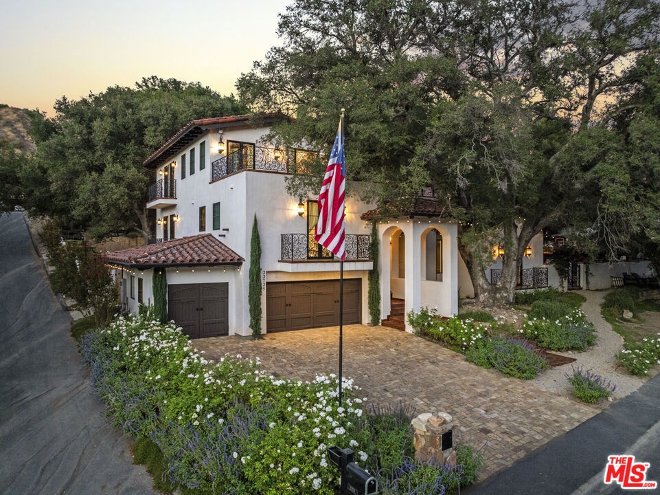 23725 La Salle Canyon Road Property Photo 5