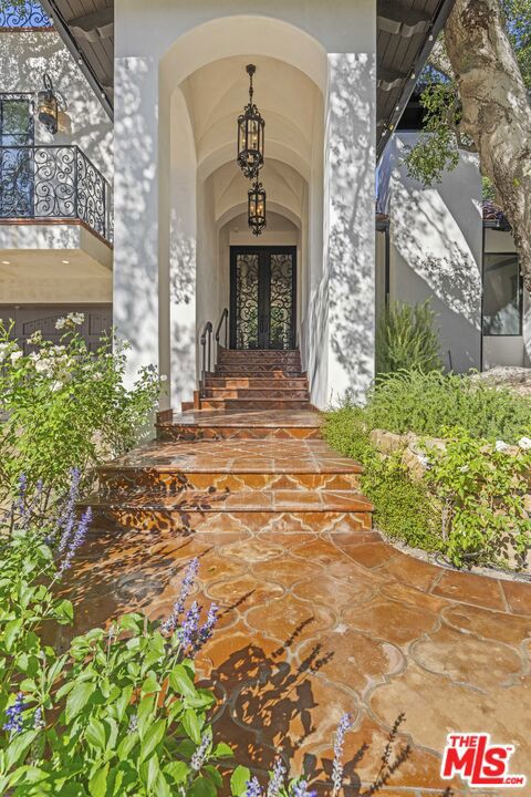 23725 La Salle Canyon Road Property Photo 12