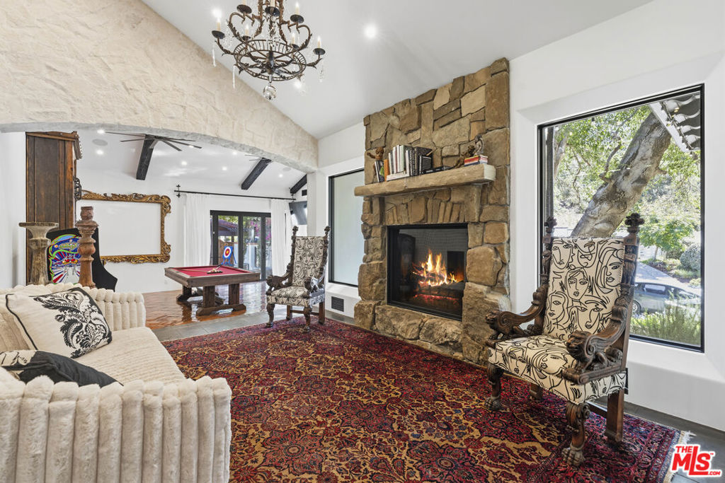 23725 La Salle Canyon Road Property Photo 16