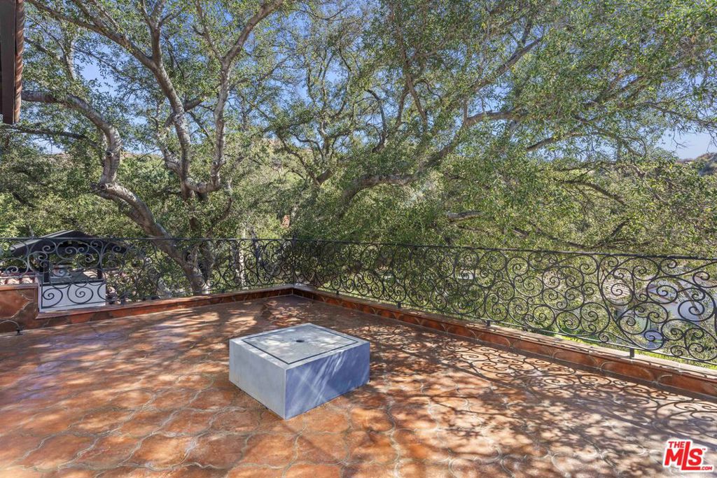 23725 La Salle Canyon Road Property Photo 52