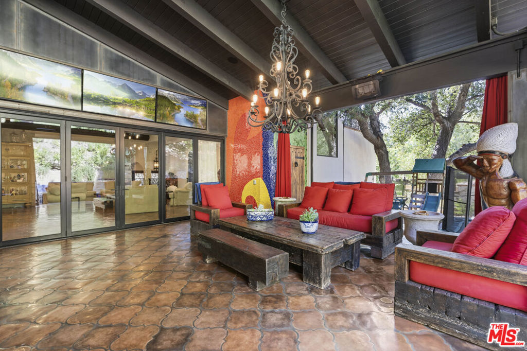 23725 La Salle Canyon Road Property Photo 57