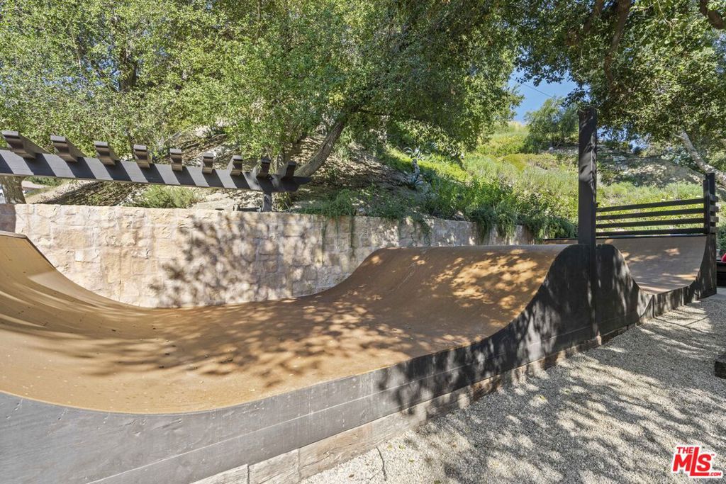 23725 La Salle Canyon Road Property Photo 67