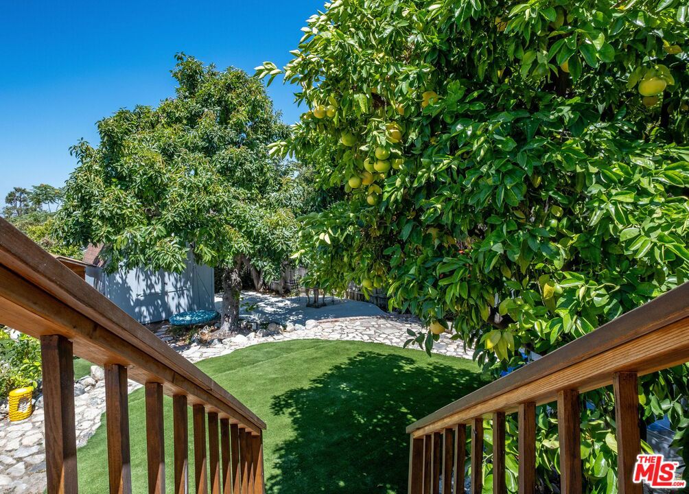10405 Hillhaven Avenue Property Photo 27