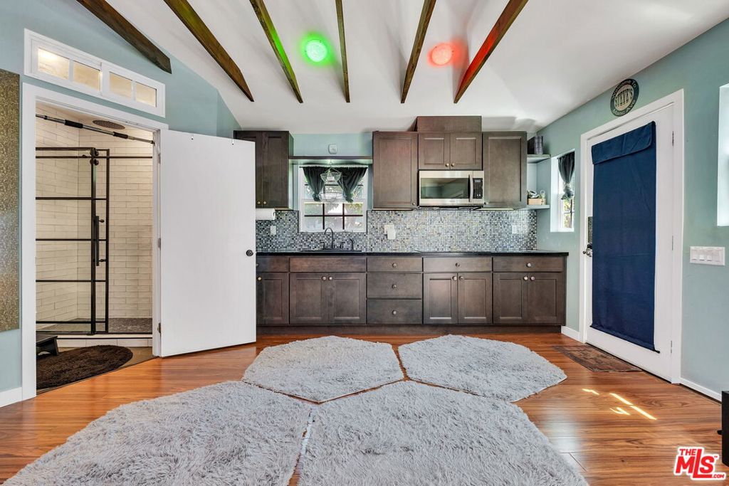 10405 Hillhaven Avenue Property Photo 45