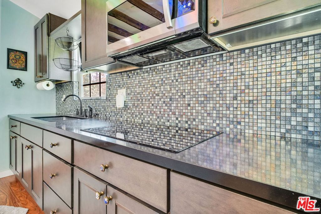 10405 Hillhaven Avenue Property Photo 46