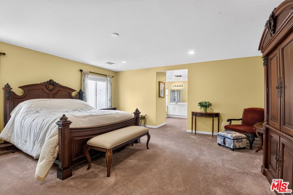 14091 Post Street Property Photo 17