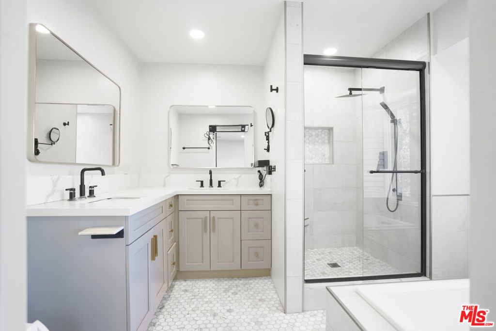 20 Sycamore Lane Property Photo 11