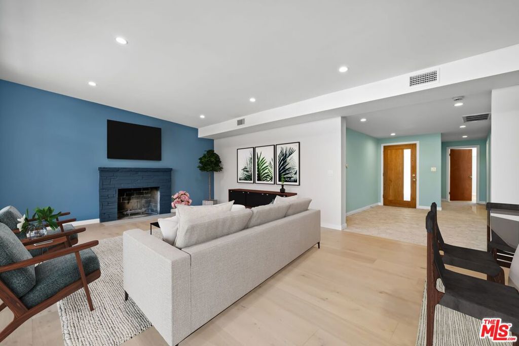11919 Weir Street Property Photo 34