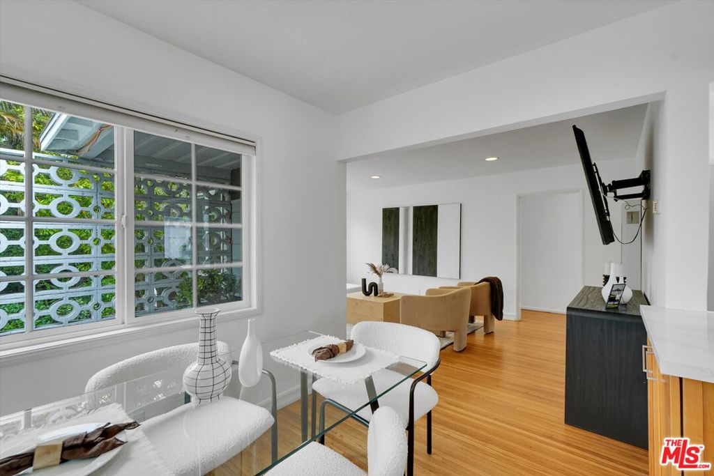 828 Hill Street Property Photo 10