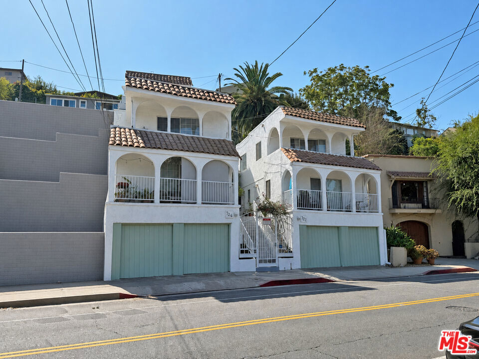 722 Echo Park Avenue Property Photo 4