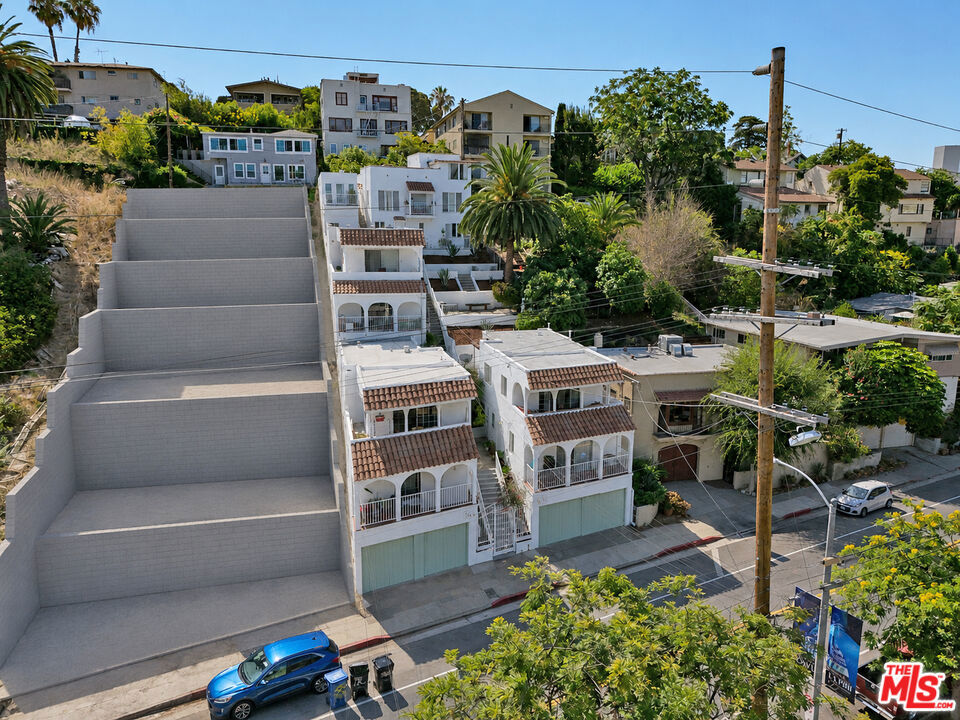 722 Echo Park Avenue Property Photo 6