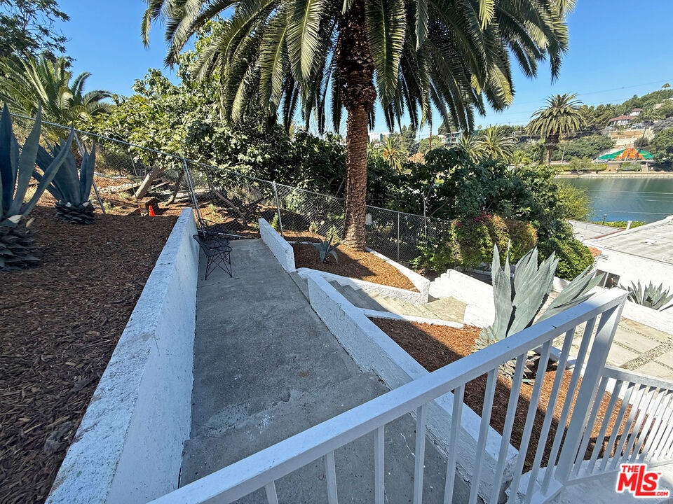 722 Echo Park Avenue Property Photo 11
