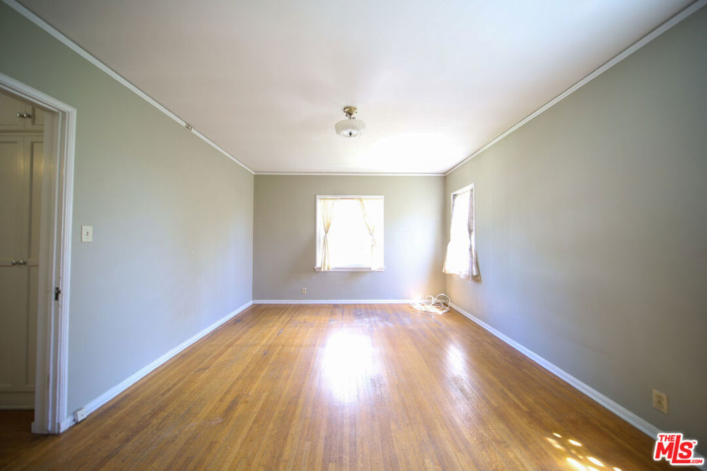 713 N Doheny Drive Property Photo 50