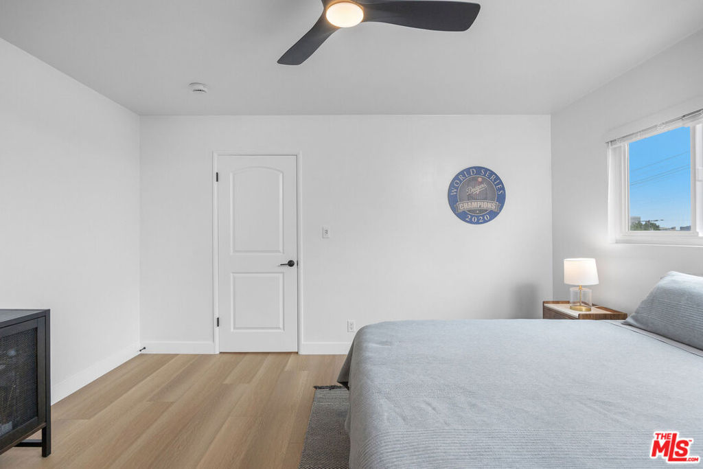1817 Euclid Street Property Photo 35