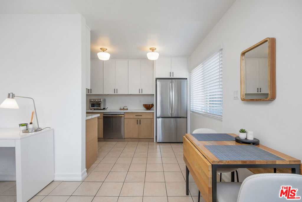 1817 Euclid Street Property Photo 41