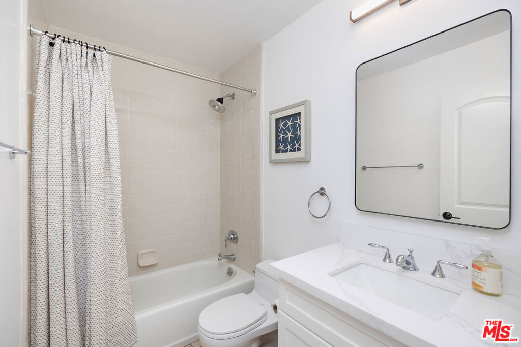 1817 Euclid Street Property Photo 42