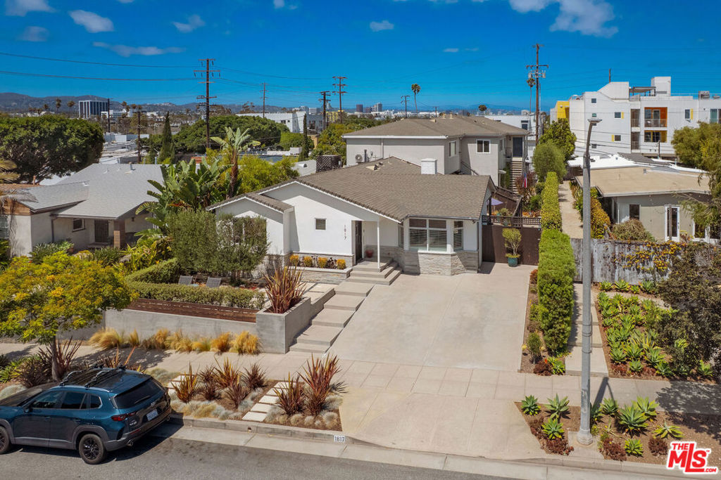 1817 Euclid Street Property Photo 48