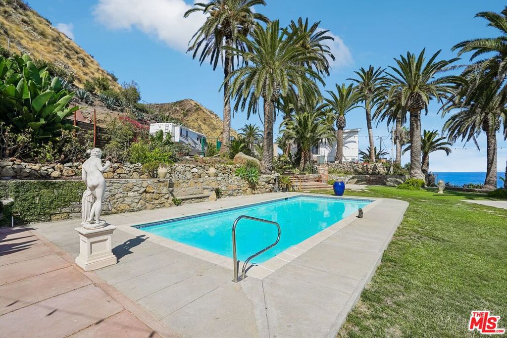 19419 Pacific Coast Highway Property Photo 20