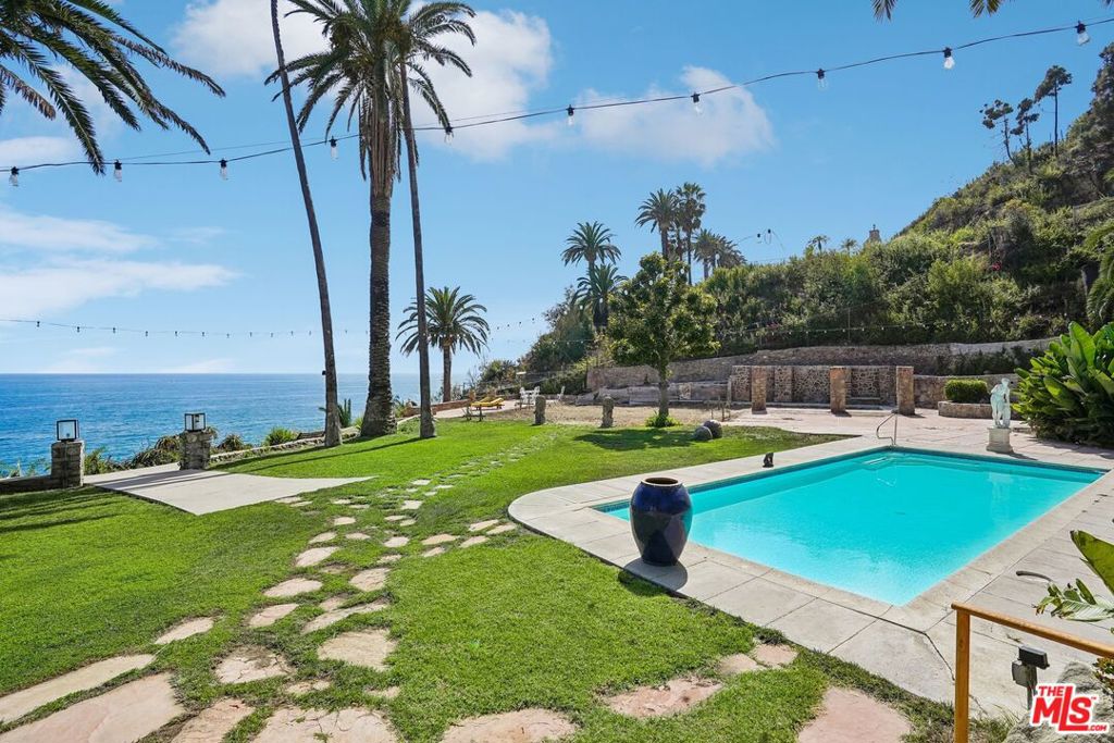 19419 Pacific Coast Highway Property Photo 21