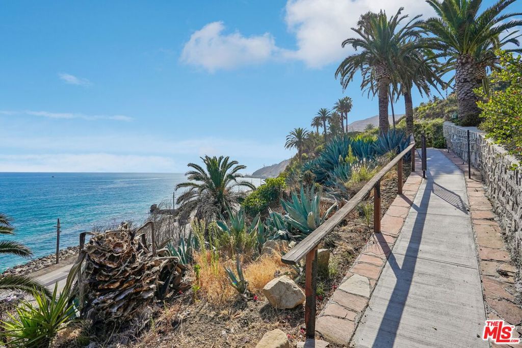 19419 Pacific Coast Highway Property Photo 35