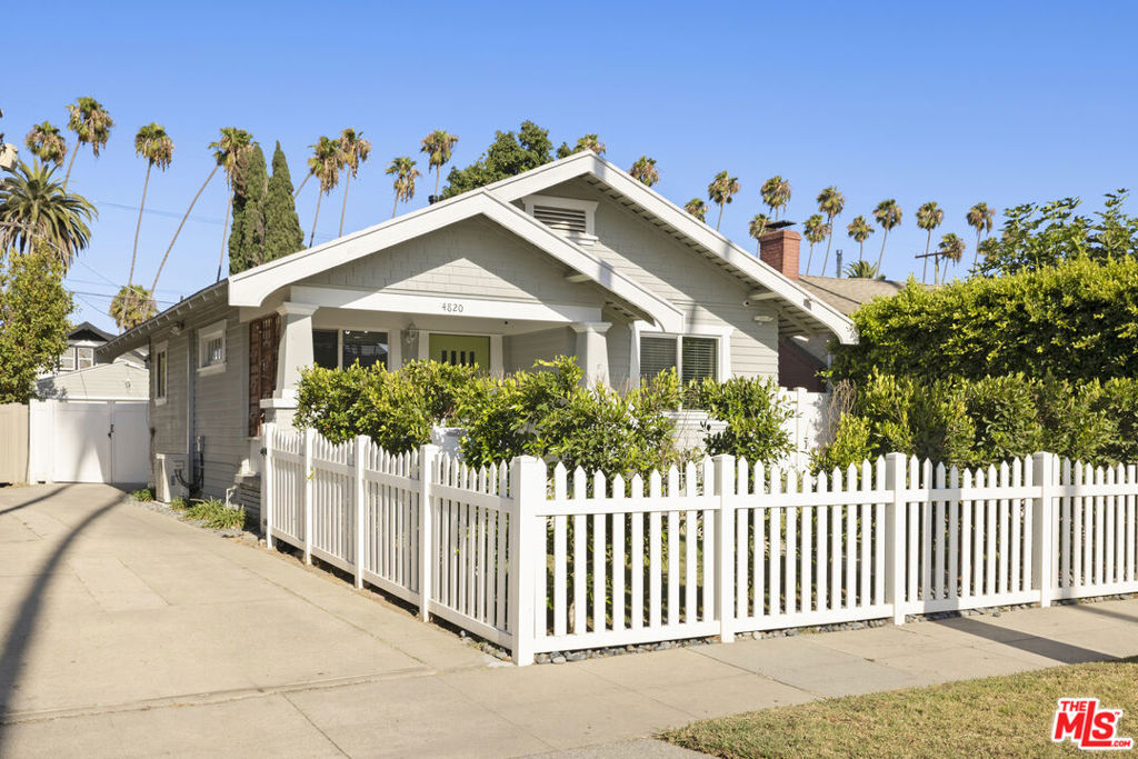 4820 S Van Ness Avenue Property Photo 14