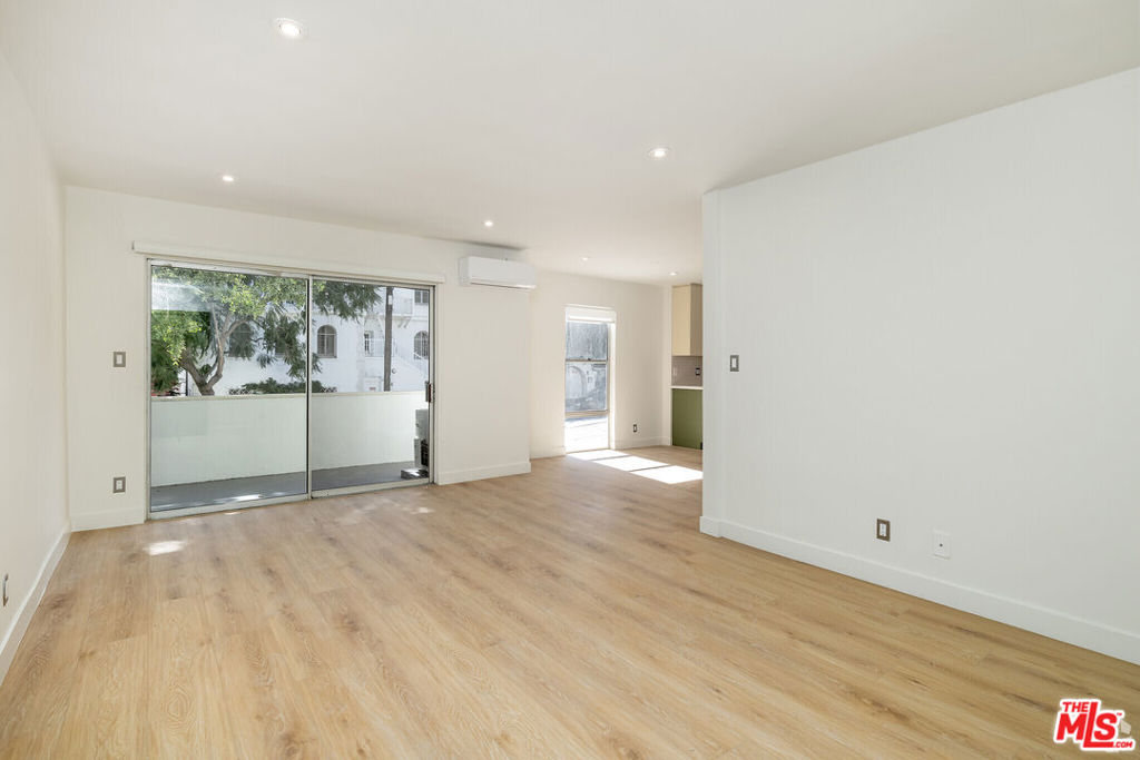 6615 Franklin Avenue Property Photo 32