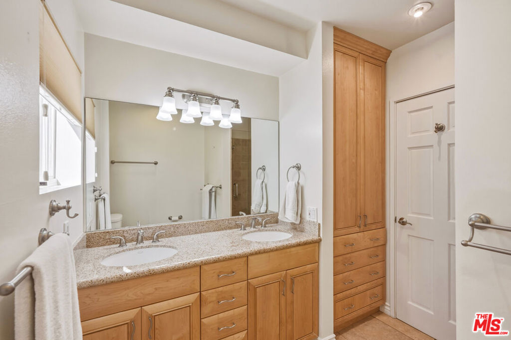2965 Seabreeze Drive Property Photo 21