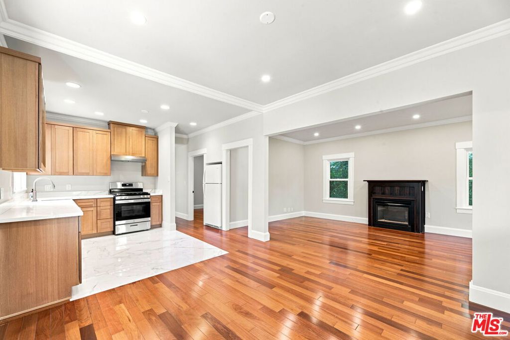 322 Huntley Drive Property Photo 15