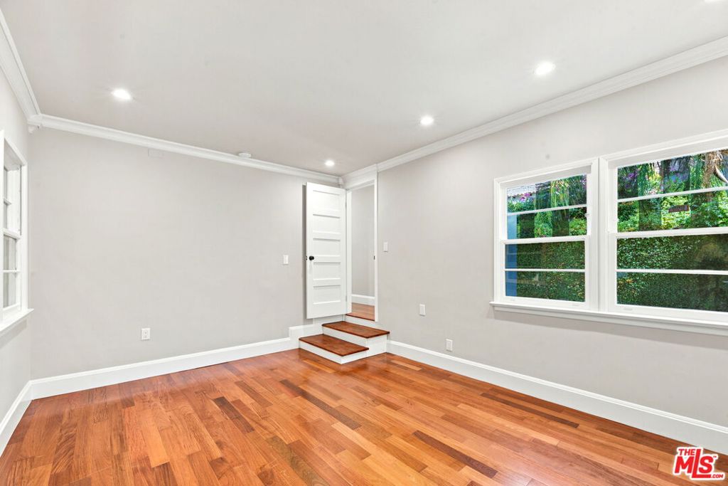 322 Huntley Drive Property Photo 23