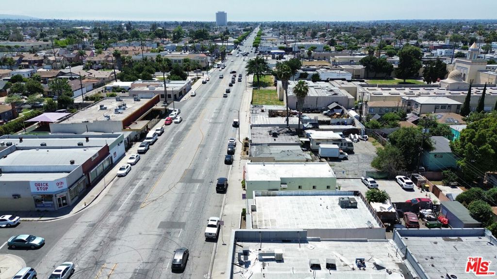 1631 E Compton Boulevard Property Photo 6