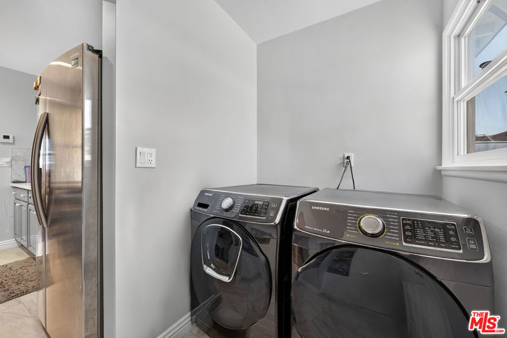 11232 Keswick Street Property Photo 18