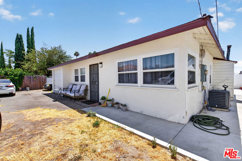 11232 Keswick Street Property Photo 28