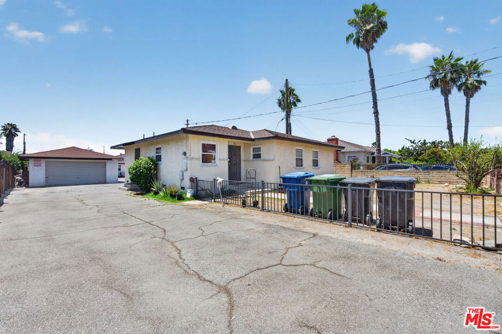 11232 Keswick Street Property Photo 33