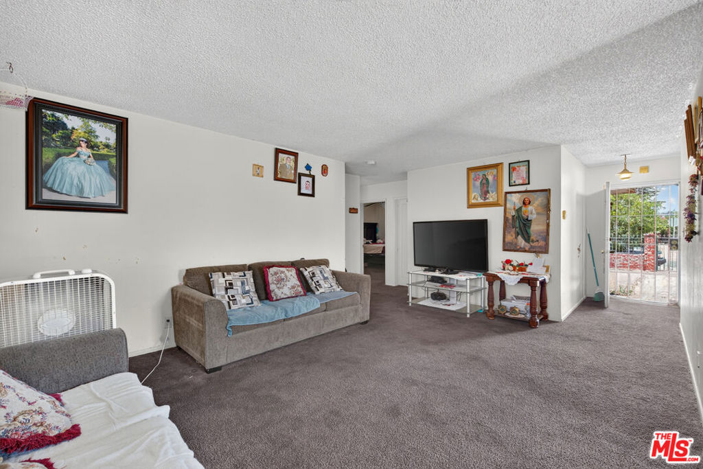 11232 Keswick Street Property Photo 35