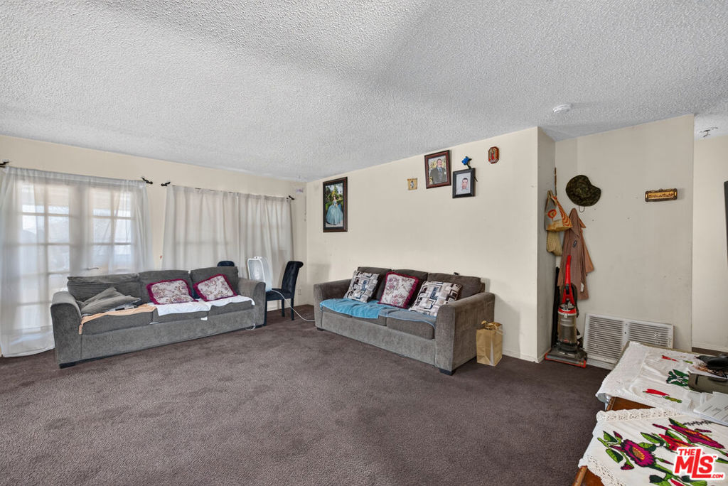 11232 Keswick Street Property Photo 36