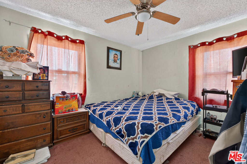 11232 Keswick Street Property Photo 42