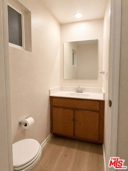 1255 E 90th Street Property Photo 6