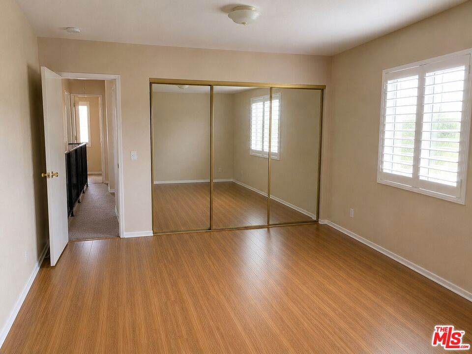 1255 E 90th Street Property Photo 17