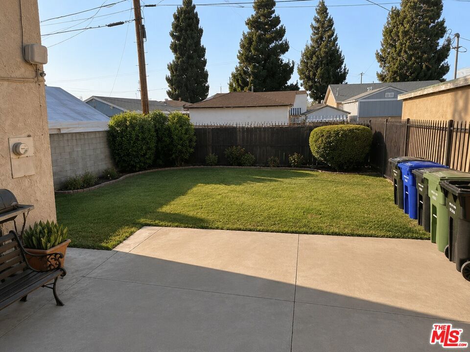 1255 E 90th Street Property Photo 21