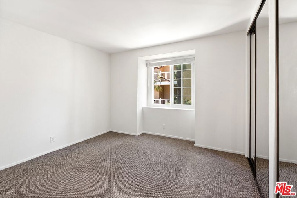 8505 Gulana Avenue 5207 Property Photo 22