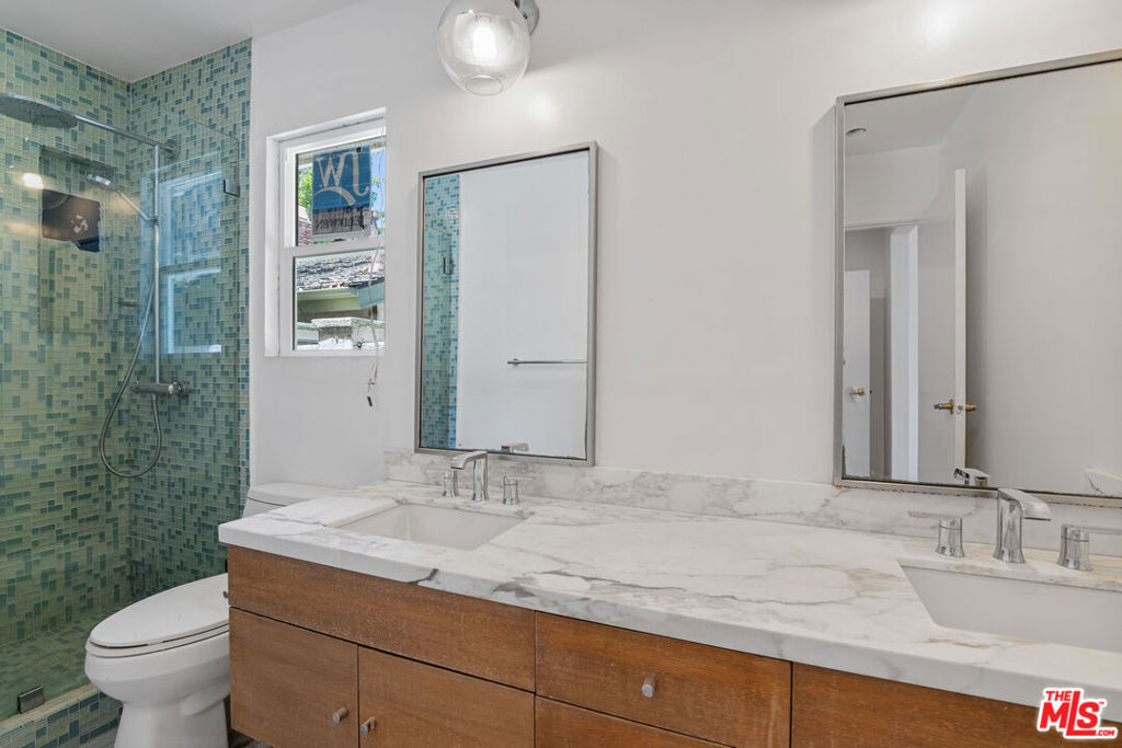 2848 Westwood Boulevard Property Photo 15