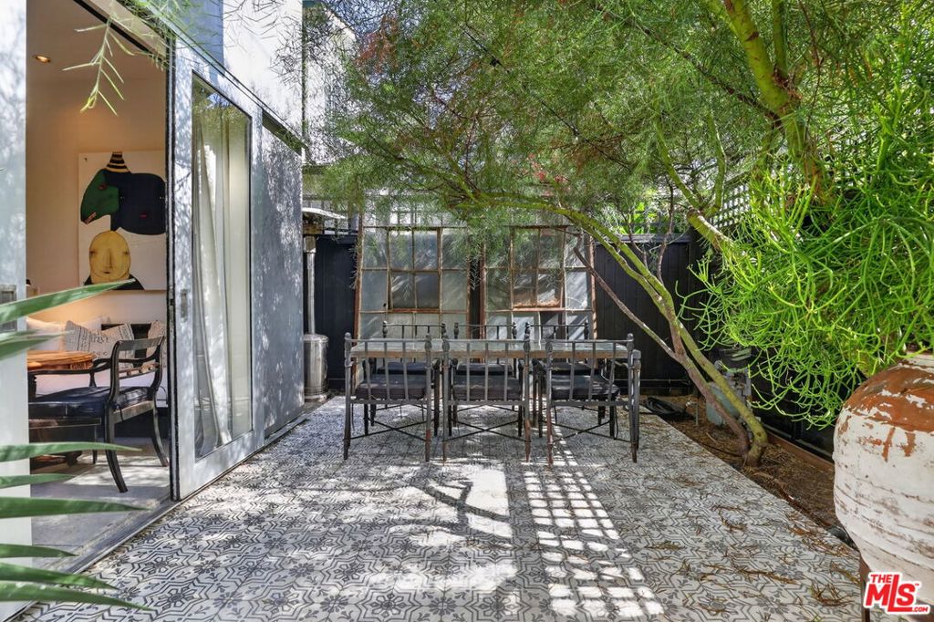 2425 Clement Avenue Property Photo 18