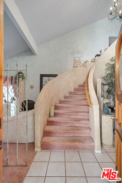 37644 Giavon Street Property Photo 5