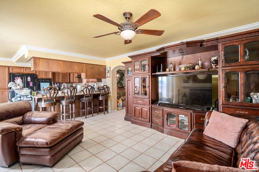 37644 Giavon Street Property Photo 13
