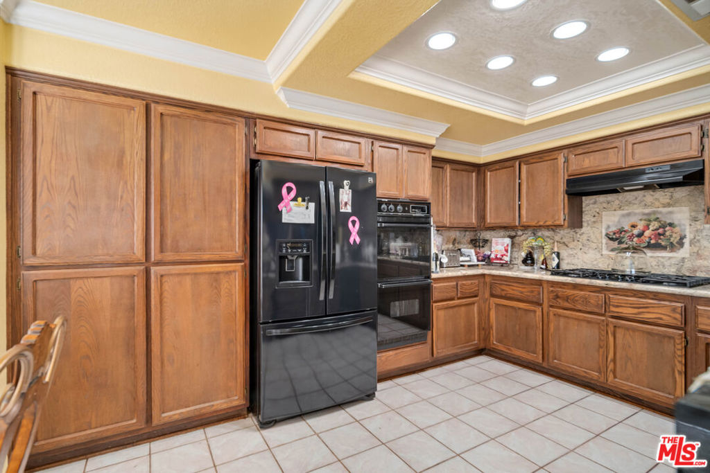 37644 Giavon Street Property Photo 16