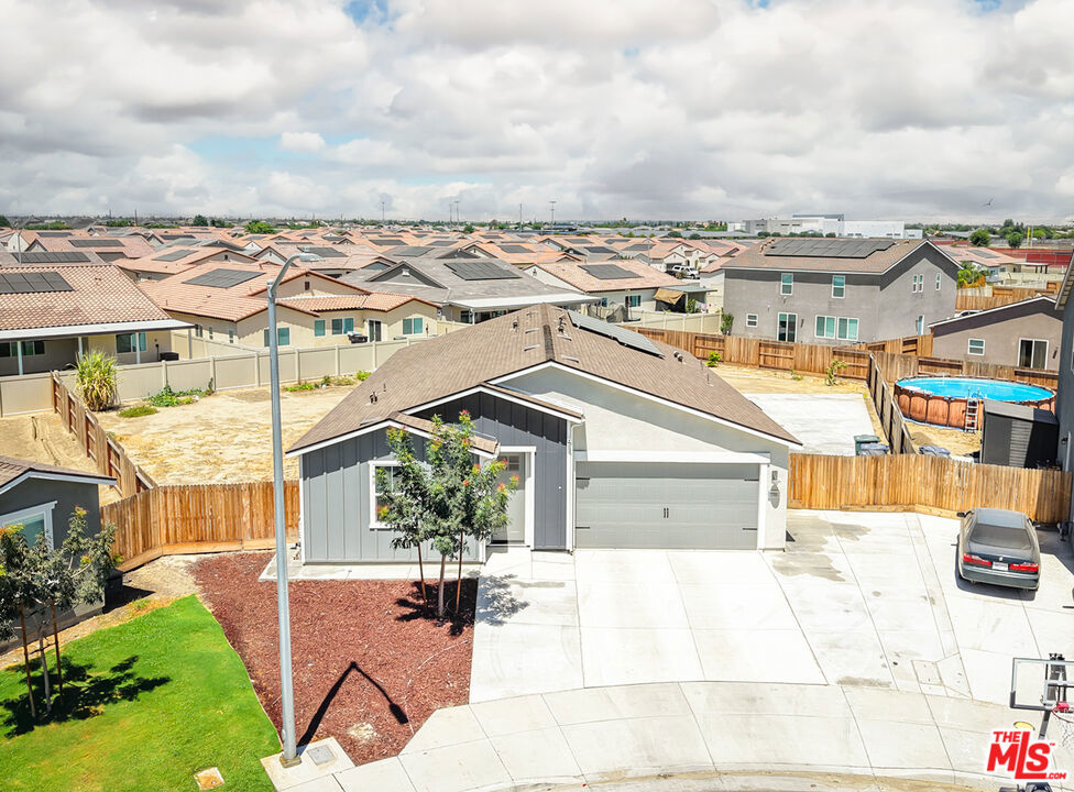 7700 Nigu River Street Property Photo 1