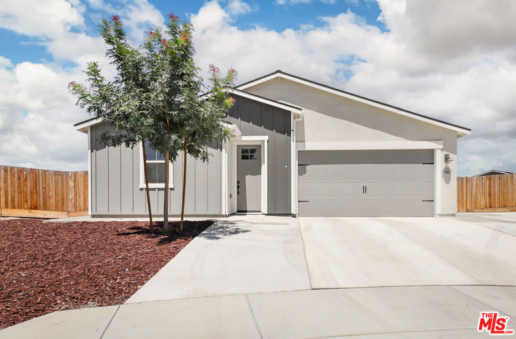 7700 Nigu River Street Property Photo 2