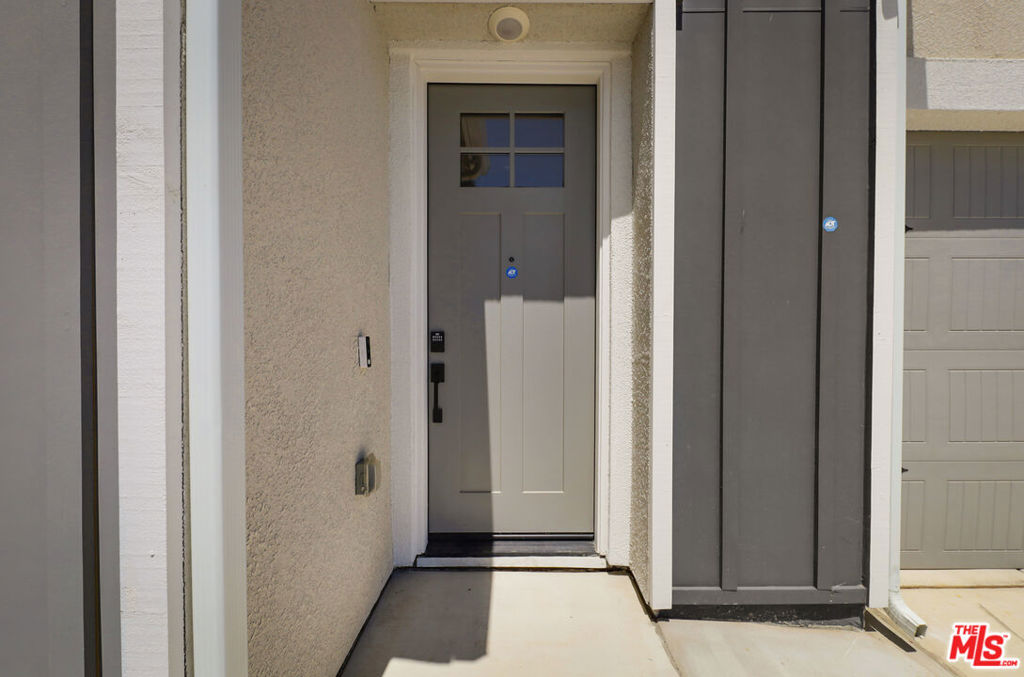7700 Nigu River Street Property Photo 3