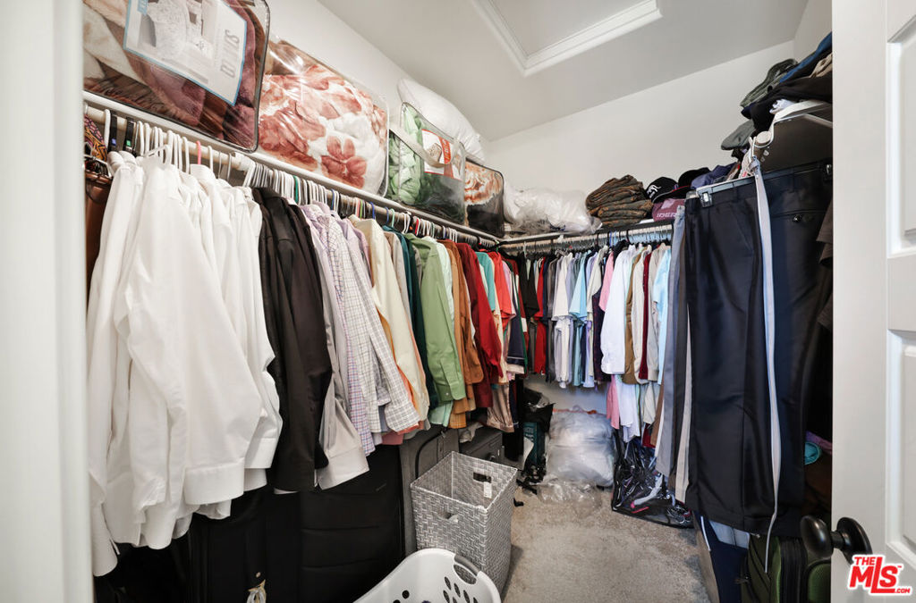 7700 Nigu River Street Property Photo 16